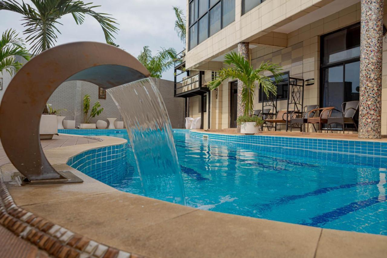 Hotel Hibiscus Louis Libreville Exterior foto