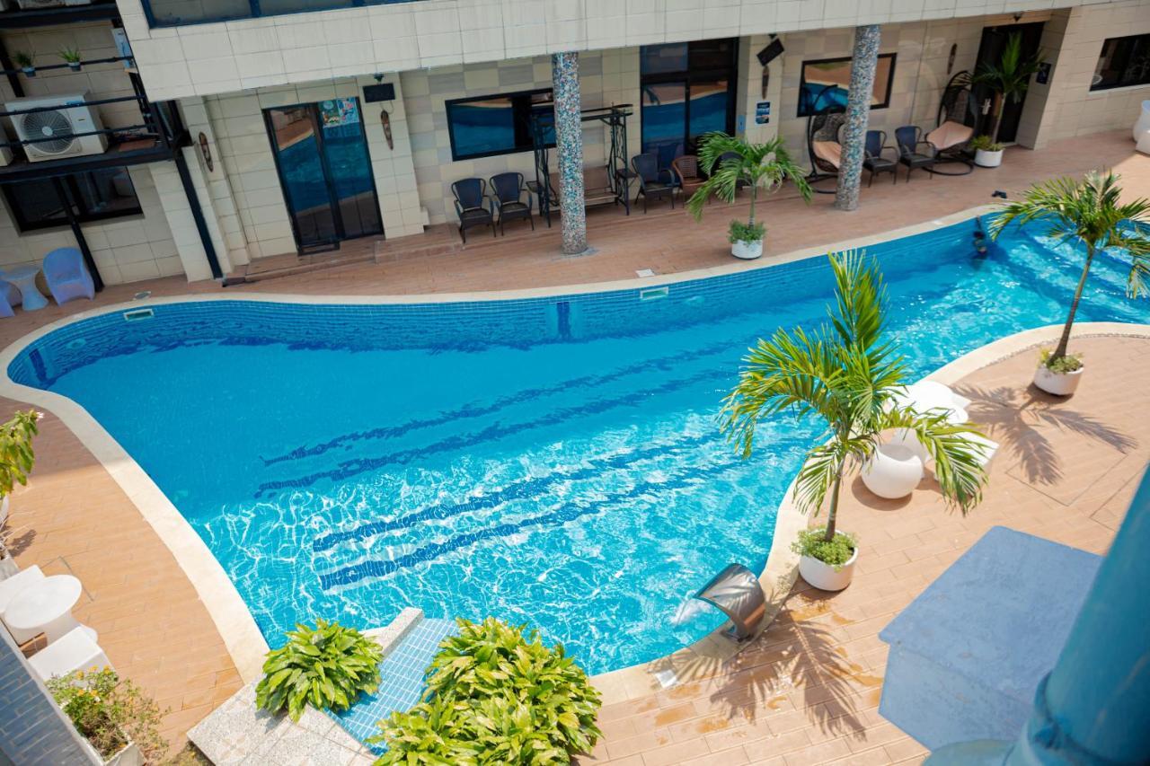 Hotel Hibiscus Louis Libreville Exterior foto