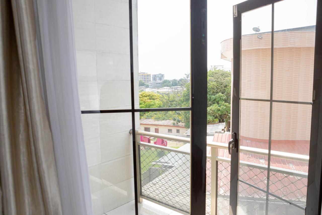 Hotel Hibiscus Louis Libreville Exterior foto